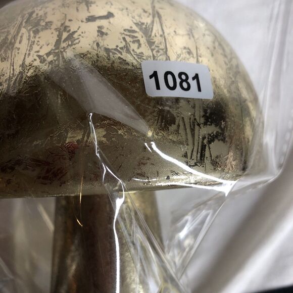 Target Hyde & EEk  8" GOLD Foil Plastic Mushroom 🍄 CUTE!! NWT - Picture 5 of 5